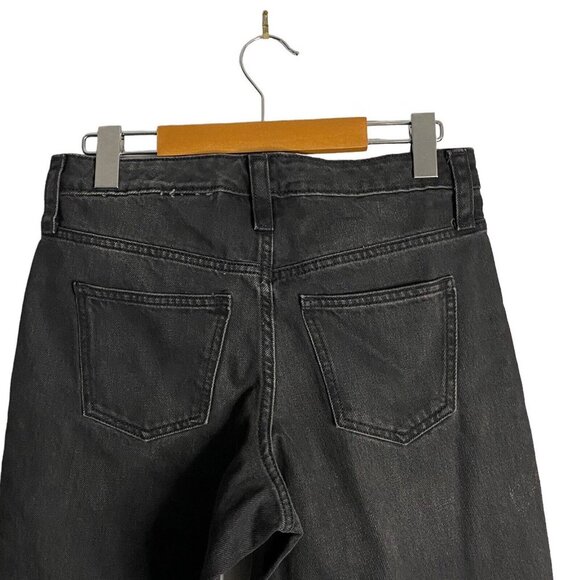 Universal Thread Women's High-Rise Straight Denim Jeans - Picture 5 of 8